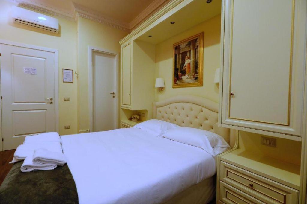 Dimora Frattina Hotel Rome Buitenkant foto